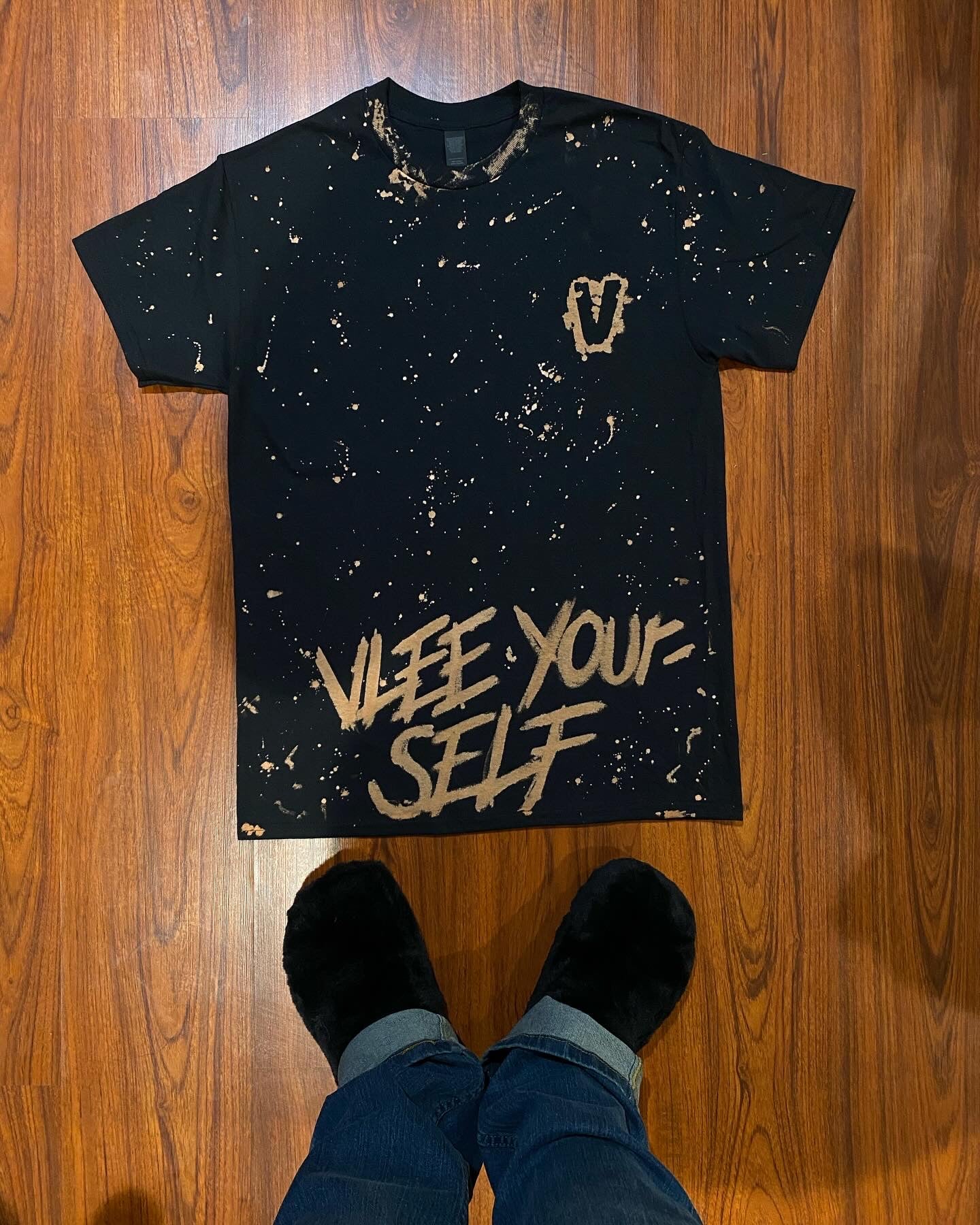 “Vlee Yourself” T-shirt